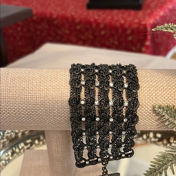 Black Beaded Cuff Bracelet with Shimmering Texture Stunning - Picture 2 of 16
